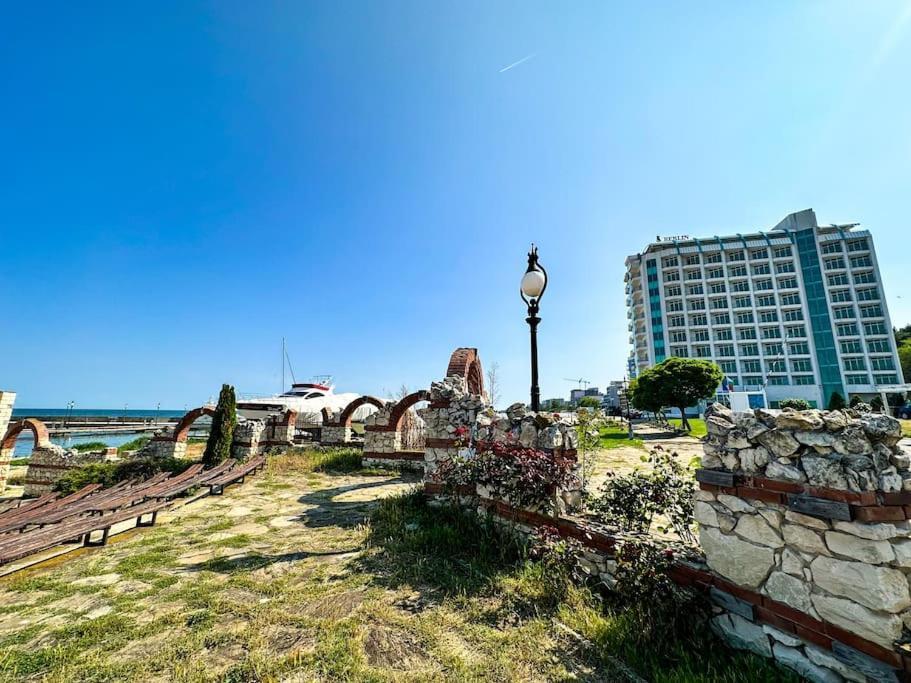 Berlin Golden Beach Romance Golden Sands Esterno foto