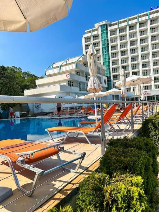 Berlin Golden Beach Romance Golden Sands Esterno foto
